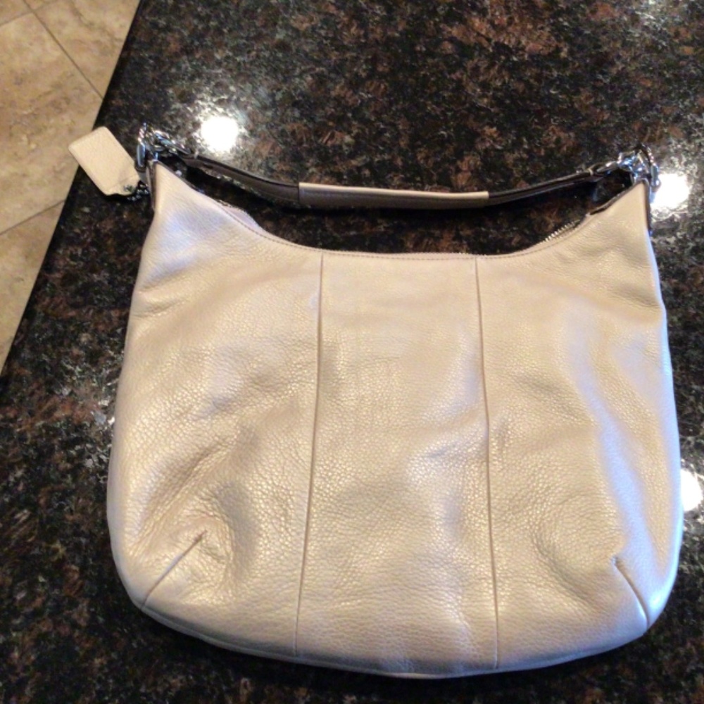 Coach shoulder bag - Picture 2 of 7